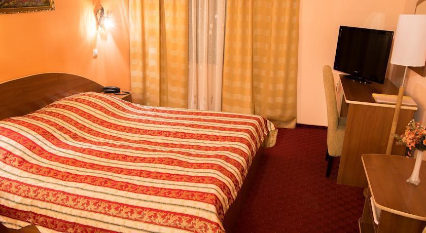 Hotel Xemar Арад Номер фото