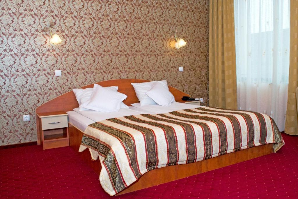 Hotel Xemar Арад Номер фото