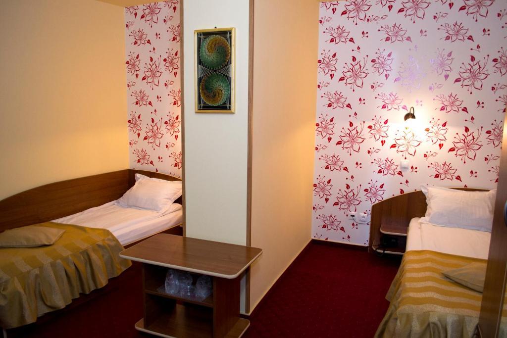 Hotel Xemar Арад Номер фото
